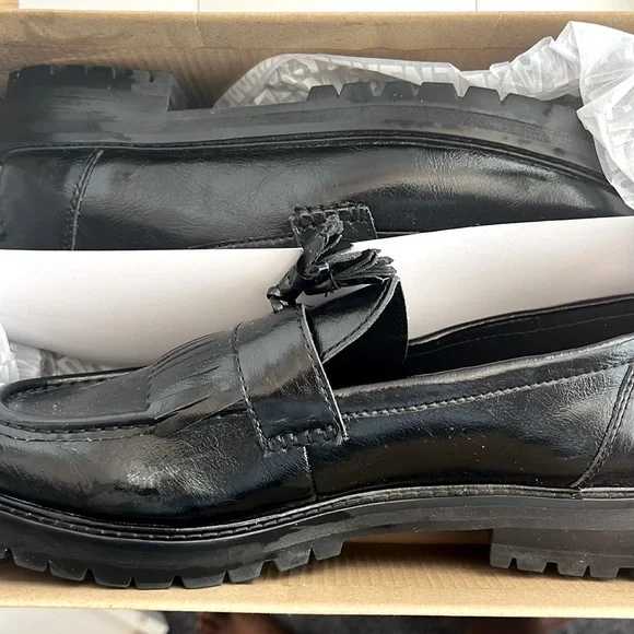 【Steve Madden】関税/送料込み Langsten Black Box LANGSTEN Black Box Women's Platform Lug Loafer – Steve Madden